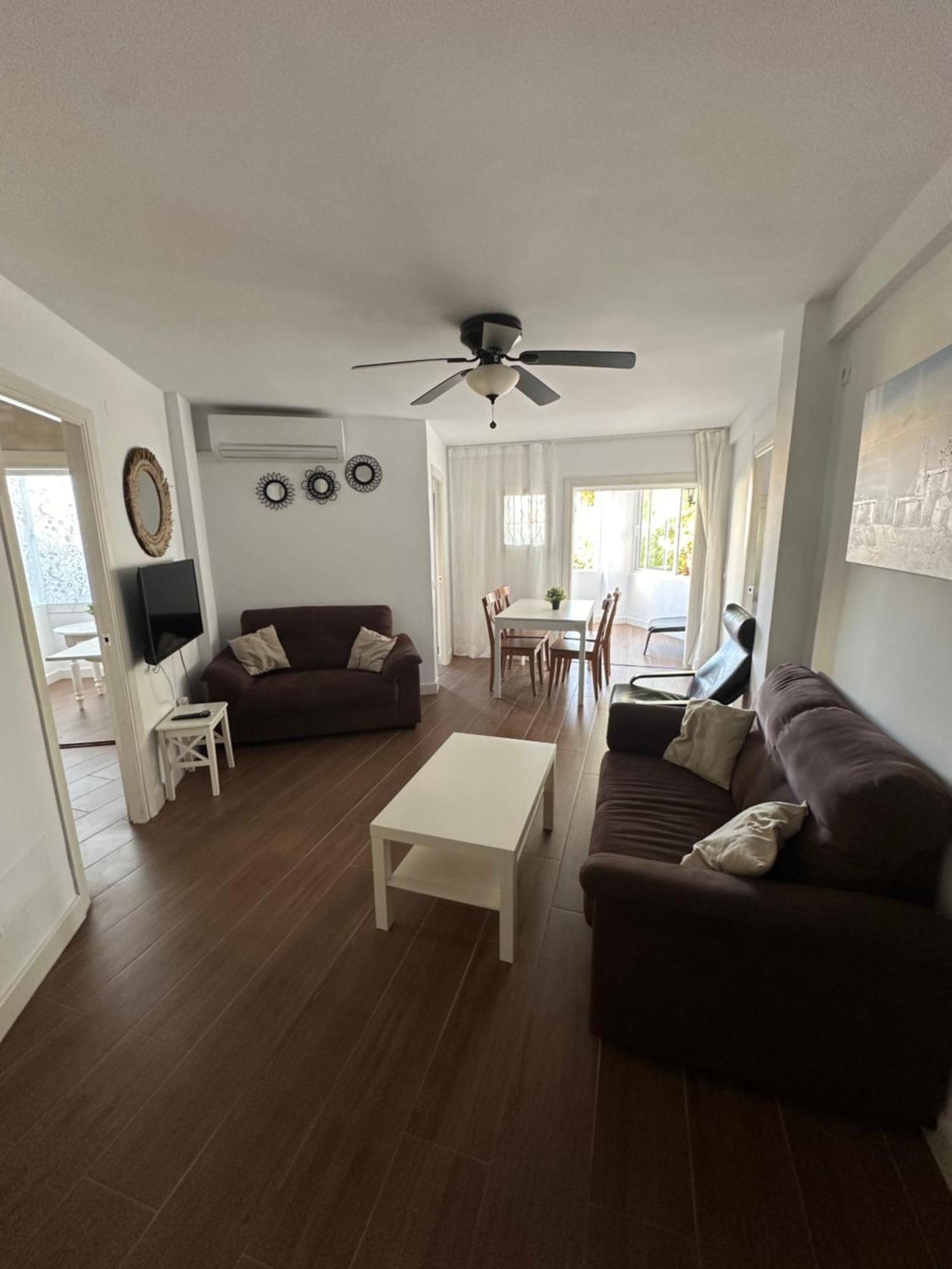 Precioso Apartamento Junto A Playa Y Con Piscina. Apartment Malaga Bagian luar foto
